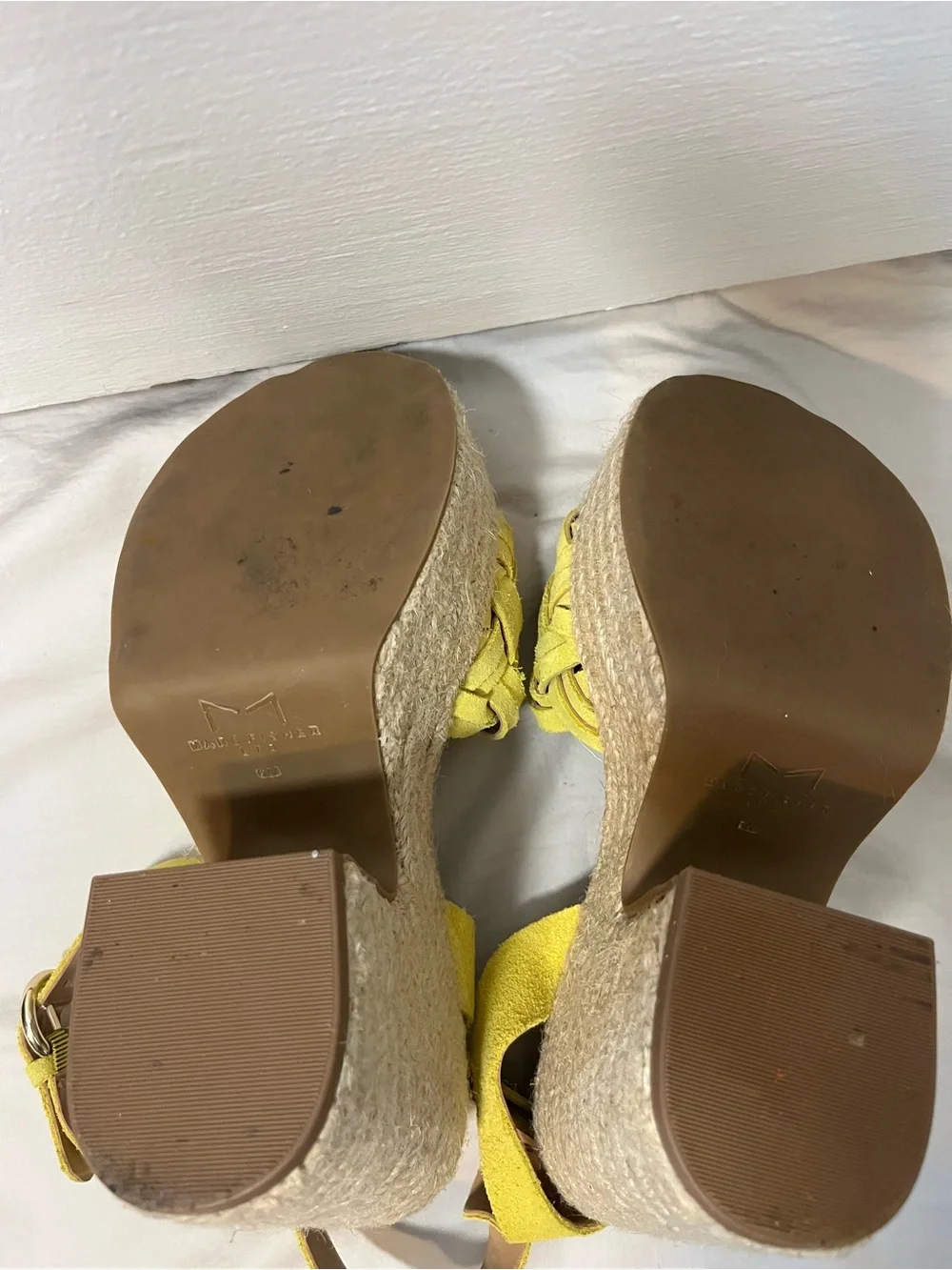 🛍️SALE🛍️Marc fisher yellow suede odilia espadrille platform jute sandals sz 6